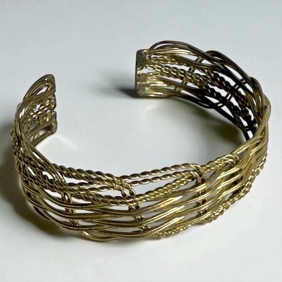Vintage Woven Brass Wire Cuff Bracelet – Handcrafted Boho Statement Jewelry - Picture 6 of 8
